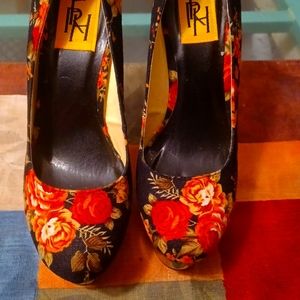 Floral stiletto shoes